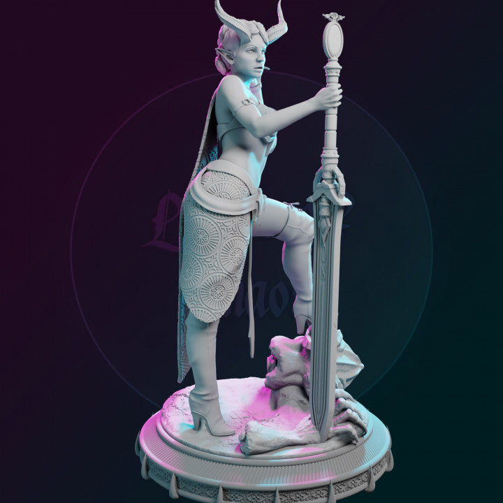 yelliah-dark-fantasy-warrior-miniature