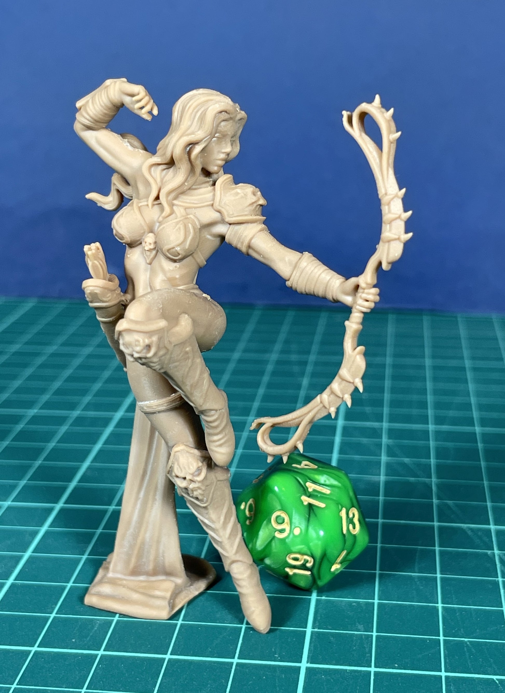 Elira resin figure dark fantasy collectible miniature 32mm and 75mm