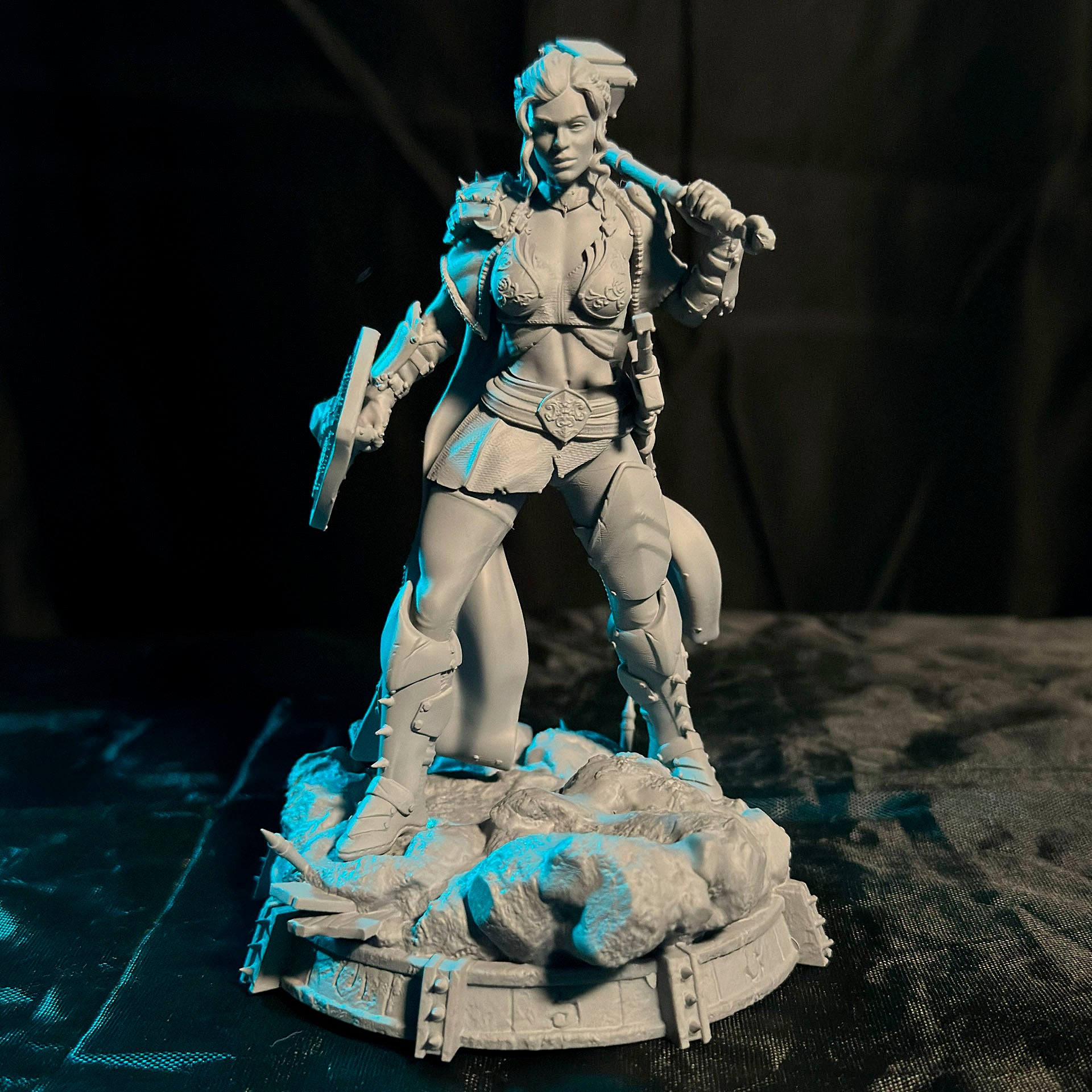 Elysia – paladynka z mieczem i tarczą, kolekcja Guardians of Destiny