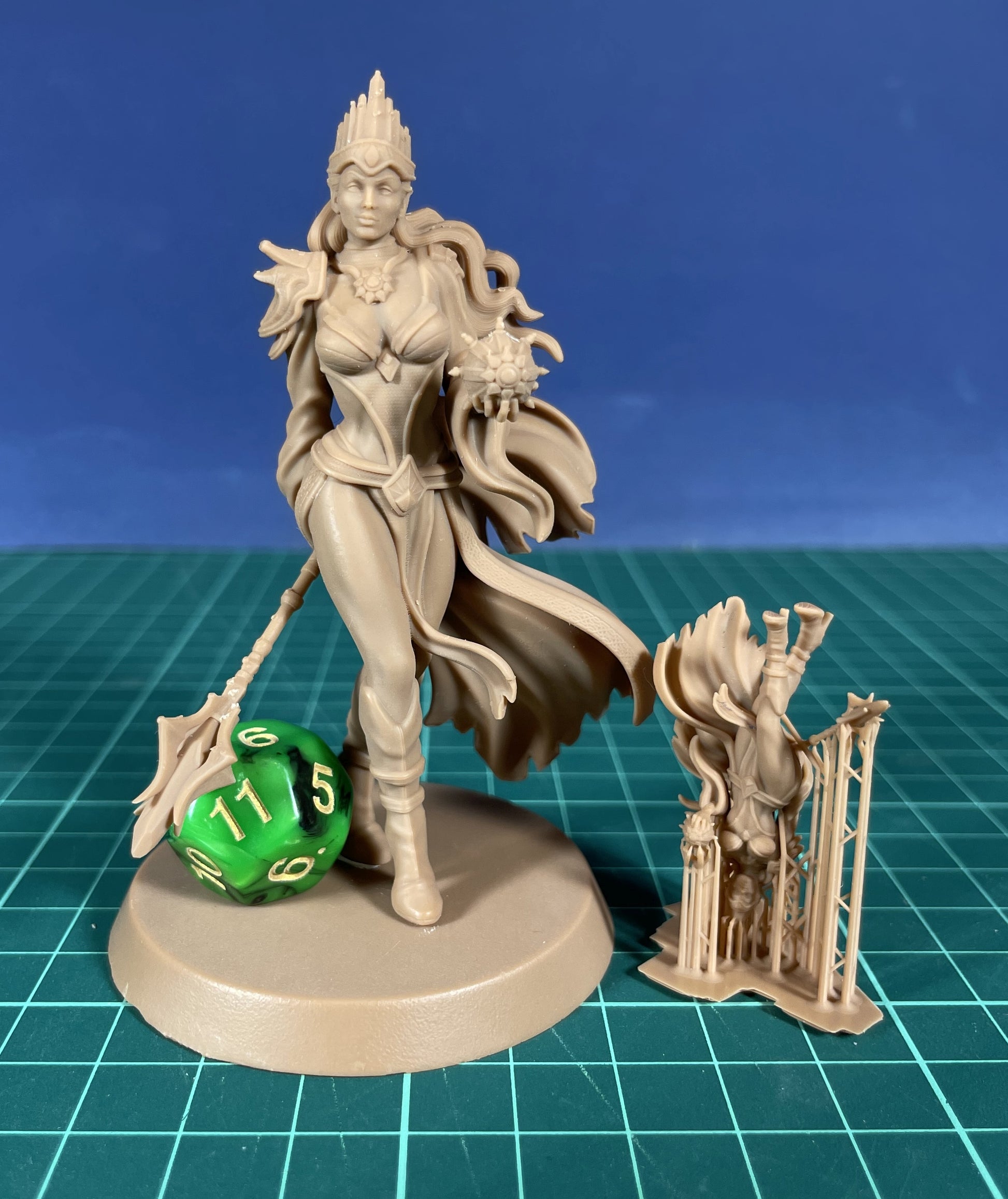 Selyra painted female sorcerer miniature 75mm by Black Bird Miniatures