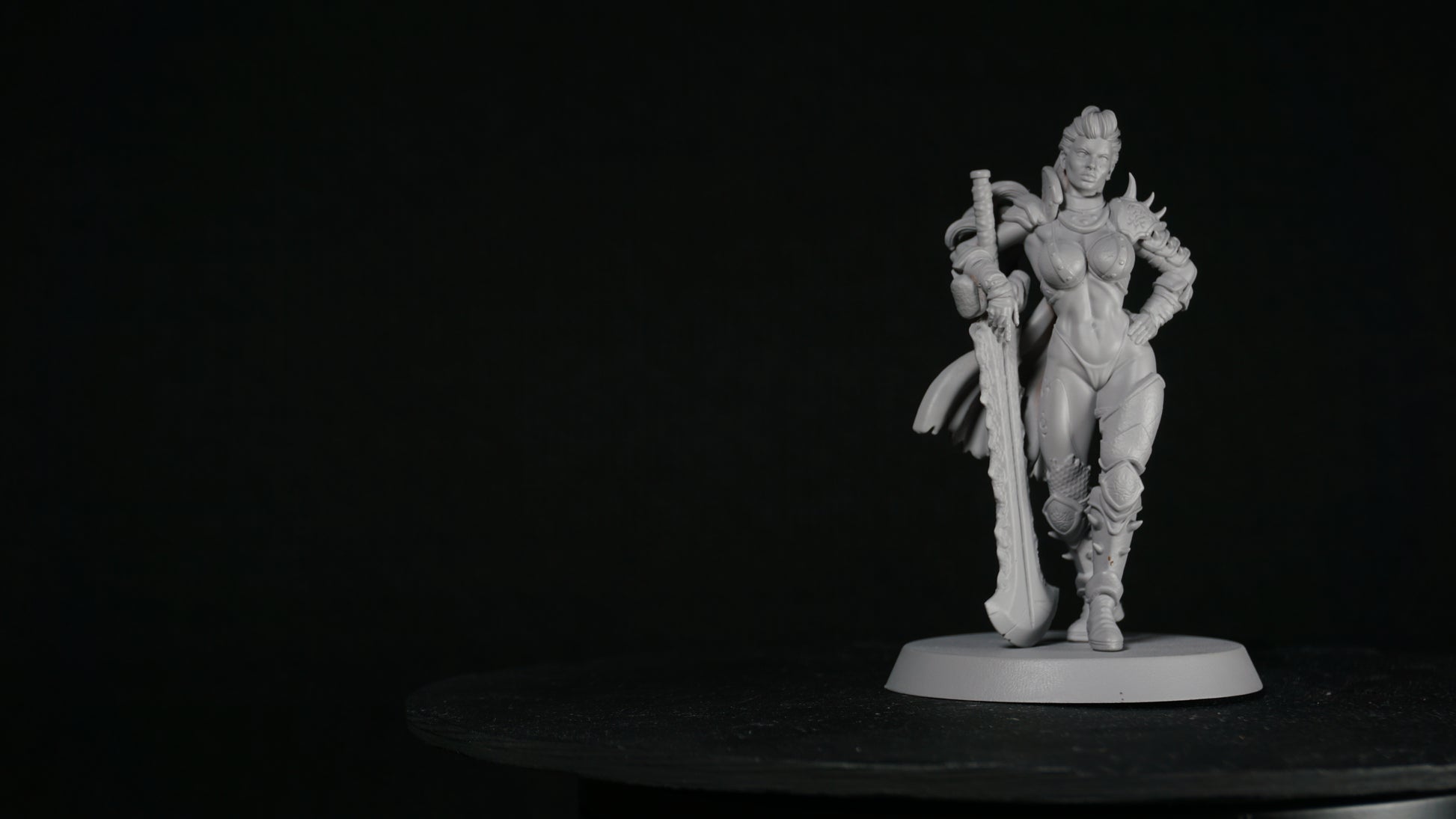 Unpainted resin female barbarian 32mm model from Ladies of the Dark Age collection