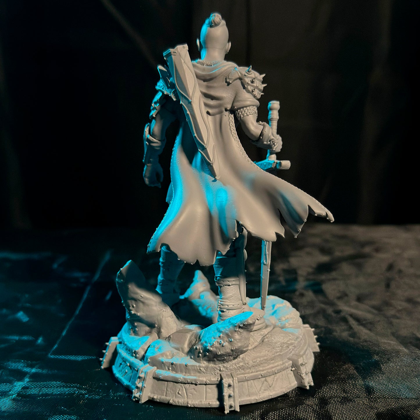 Baelor – Guardians of Destiny | Black Bird Miniatures | skala 32 mm i 75 mm | figurka kolekcjonerska