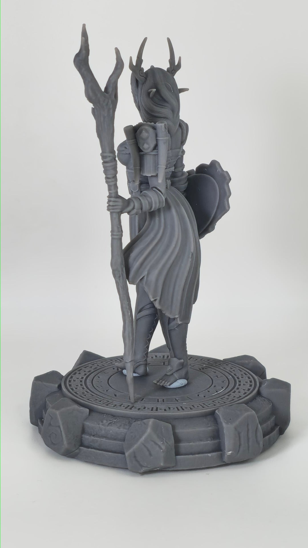 Faelira – figurka kolekcjonerska 32mm / 75mm | Black Bird Miniatures – Ladies of the Dark 2