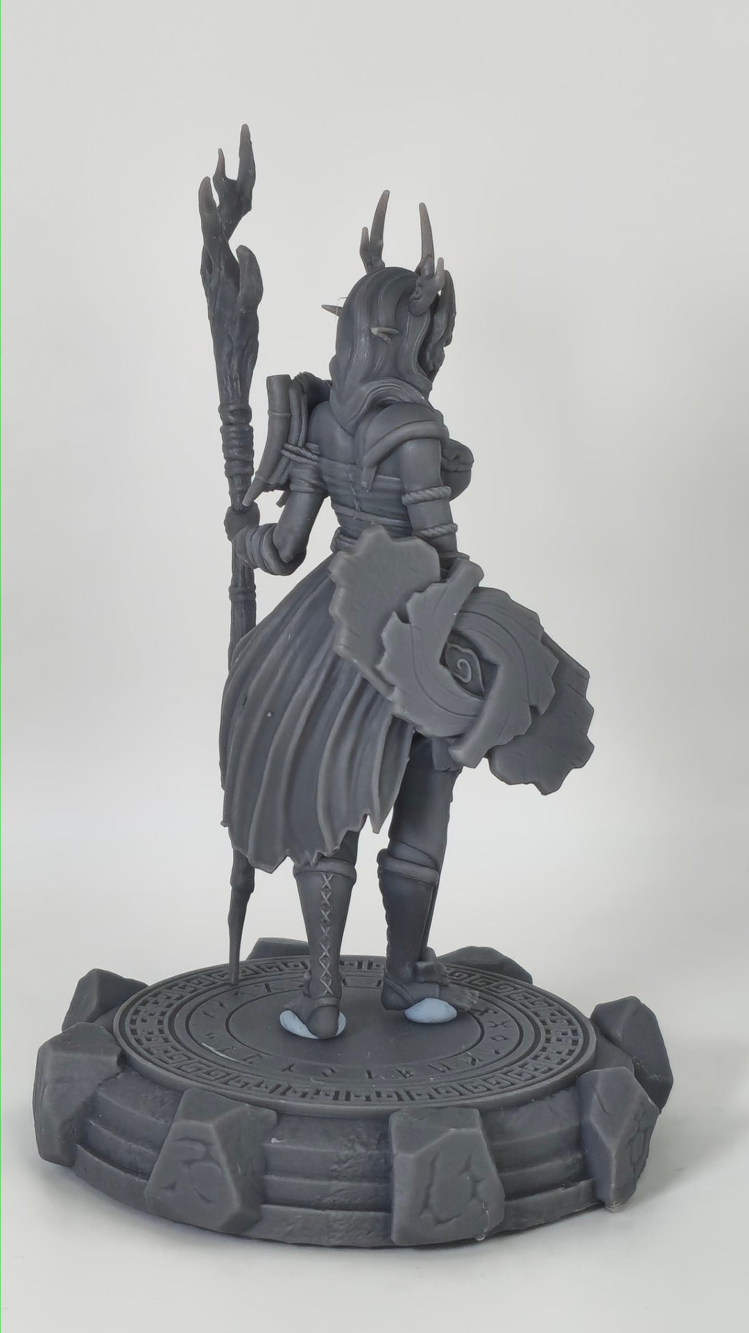 Faelira – figurka kolekcjonerska 32mm / 75mm | Black Bird Miniatures – Ladies of the Dark 2