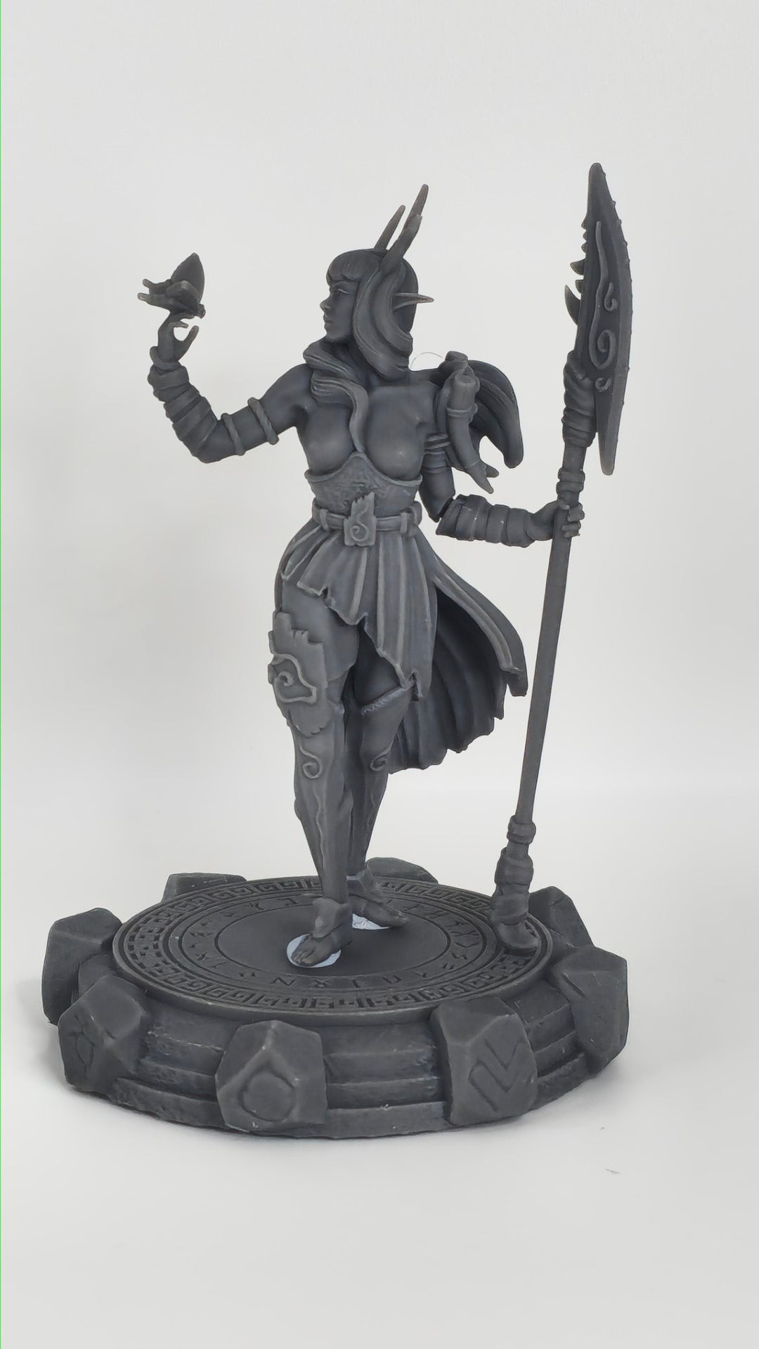 Faelira – figurka kolekcjonerska 32mm / 75mm | Black Bird Miniatures – Ladies of the Dark 2