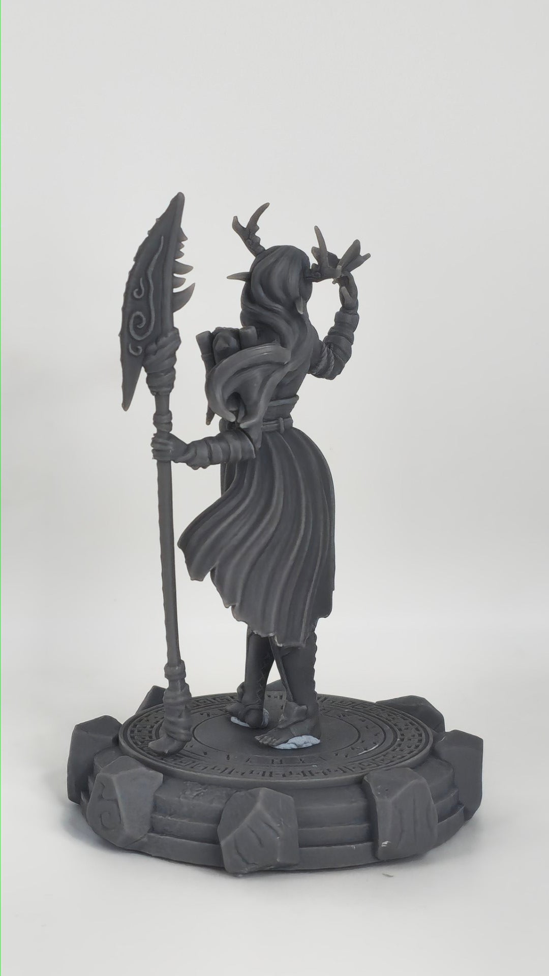 Faelira – figurka kolekcjonerska 32mm / 75mm | Black Bird Miniatures – Ladies of the Dark 2