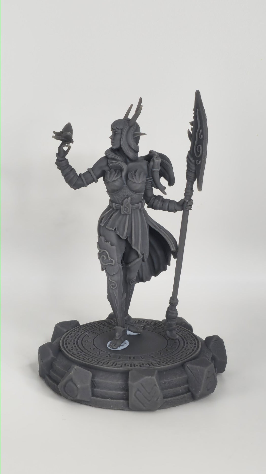 Faelira – figurka kolekcjonerska 32mm / 75mm | Black Bird Miniatures – Ladies of the Dark 2