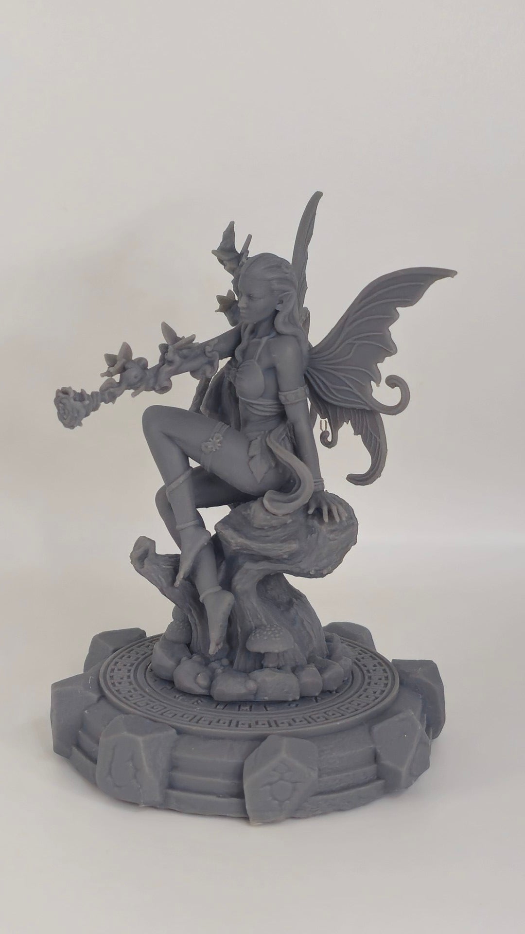 Liora – figurka kolekcjonerska 32mm / 75mm | Black Bird Miniatures – Ladies of the Dark 2