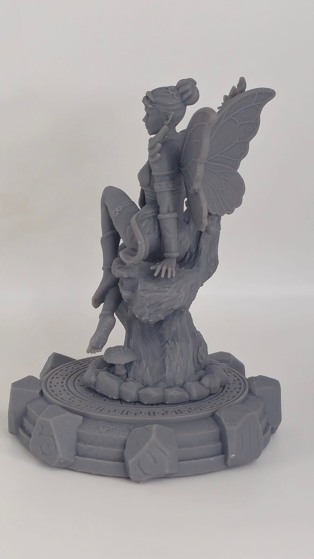 Liora – figurka kolekcjonerska 32mm / 75mm | Black Bird Miniatures – Ladies of the Dark 2