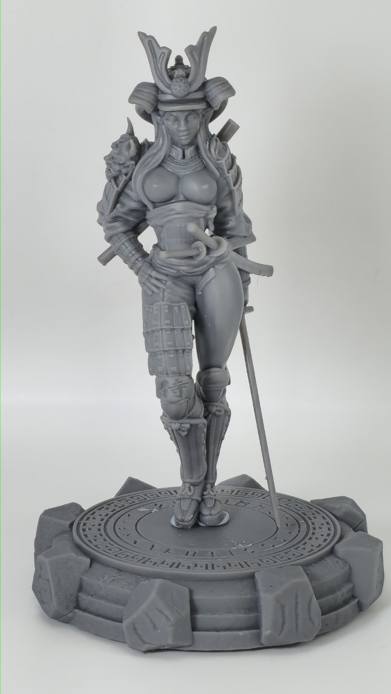 Nayeli – Sammelfigur 32 mm / 75 mm – Ladies of the Dark 2