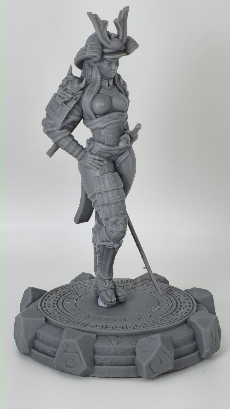 Nayeli – Sammelfigur 32 mm / 75 mm – Ladies of the Dark 2
