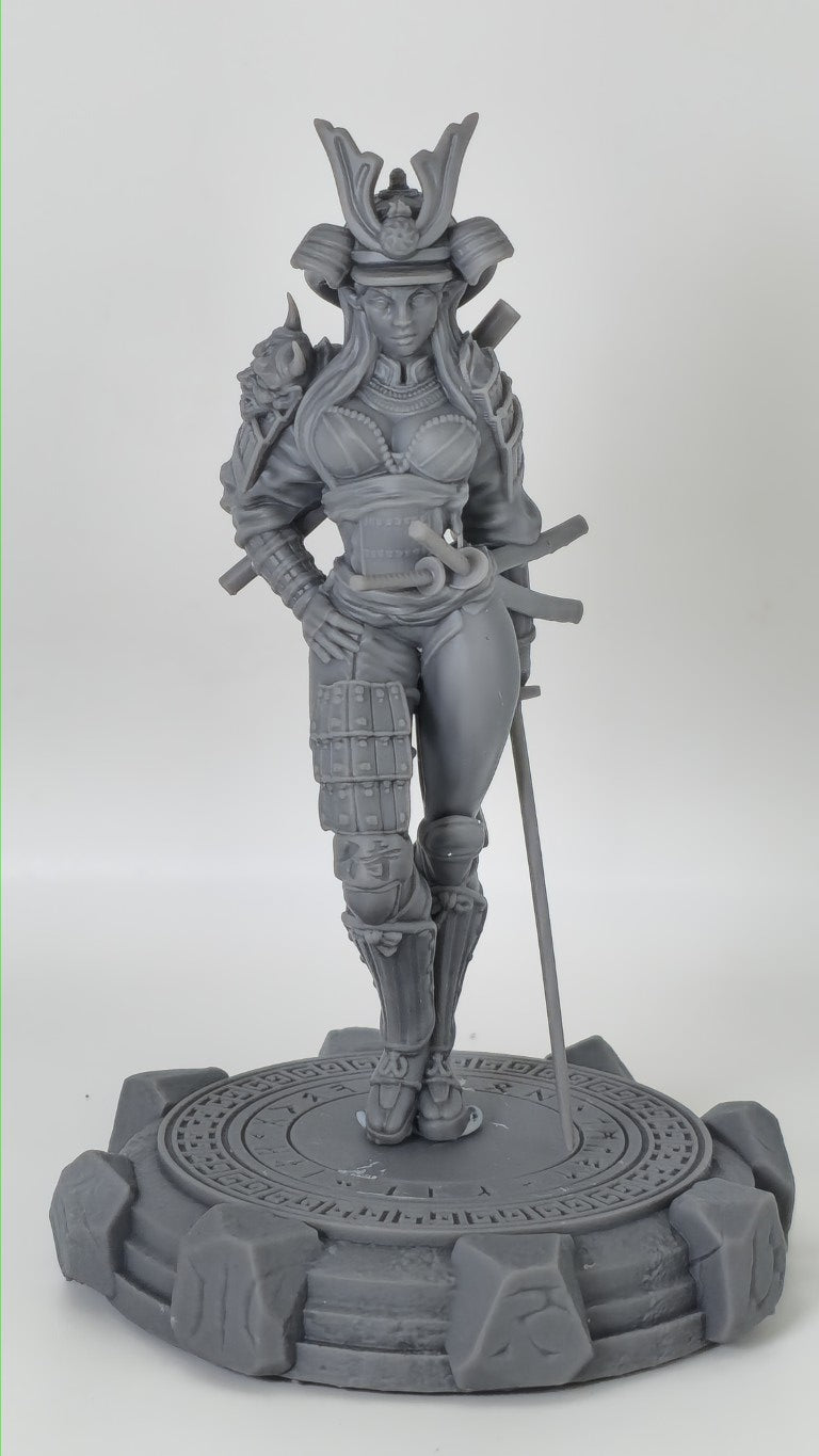Nayeli – Sammelfigur 32 mm / 75 mm – Ladies of the Dark 2