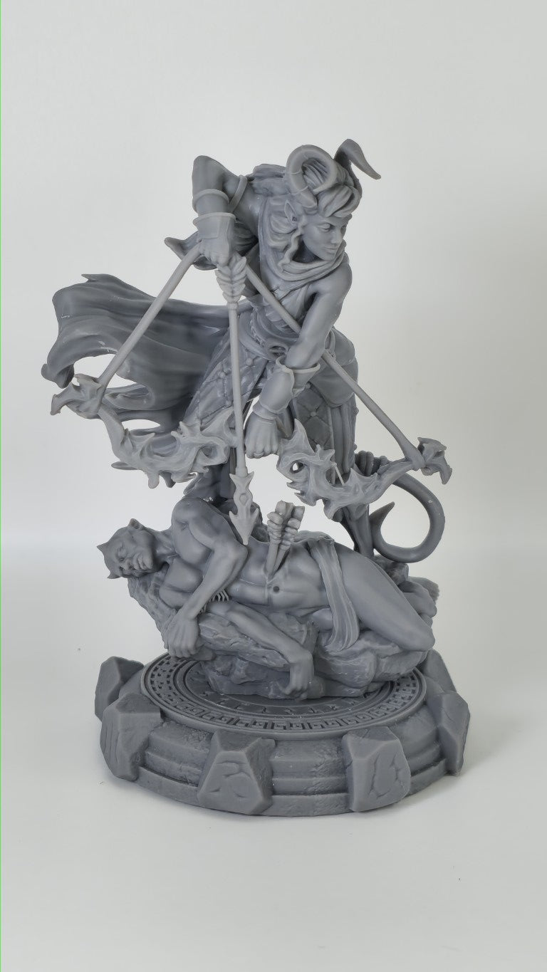 Sareth – Sammelfigur 32 mm / 75 mm – Ladies of the Dark 2