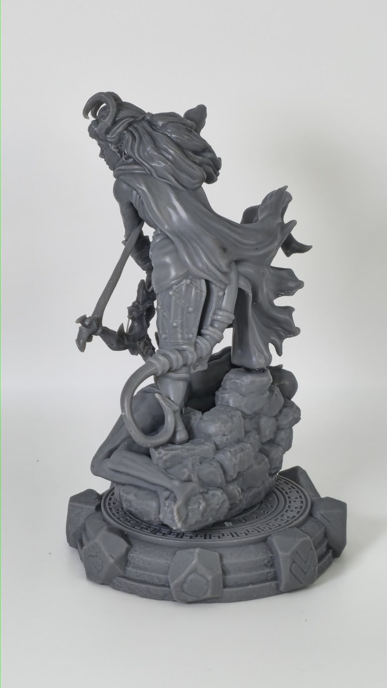Sareth – Sammelfigur 32 mm / 75 mm – Ladies of the Dark 2