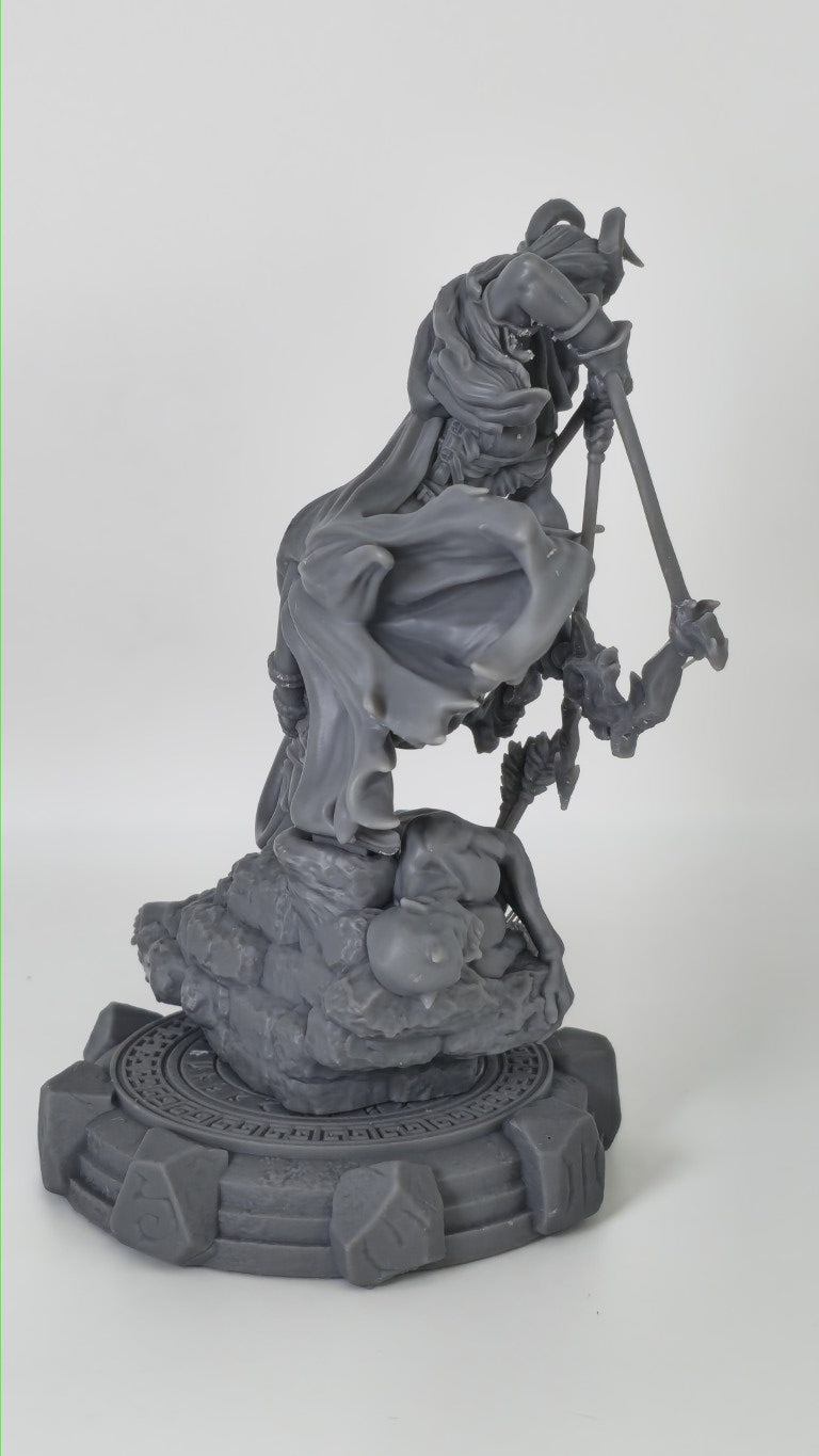 Sareth – Sammelfigur 32 mm / 75 mm – Ladies of the Dark 2
