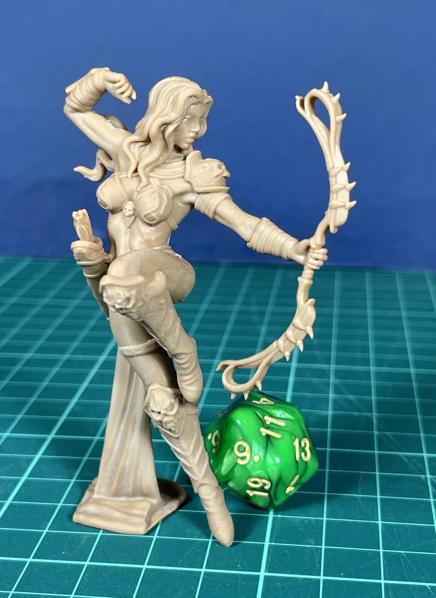 Elira resin figure dark fantasy collectible miniature 32mm and 75mm