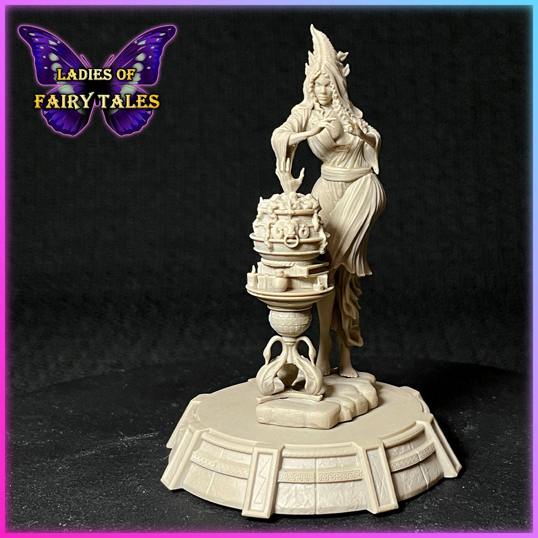 Hilda — Ladies of Fairy Tales (Black Bird Miniatures)