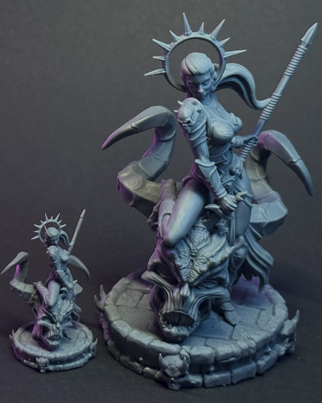Morgath – Queens of Chaos – Figurka 32mm / 75mm – Black Bird Miniatures