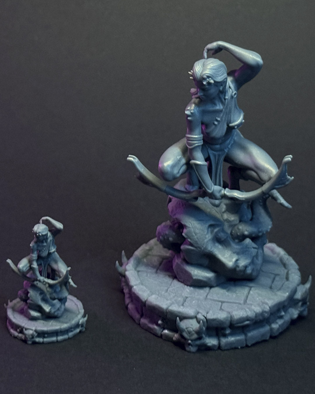 Ossyra – Queens of Chaos – Figurka 32mm / 75mm – Black Bird Miniatures