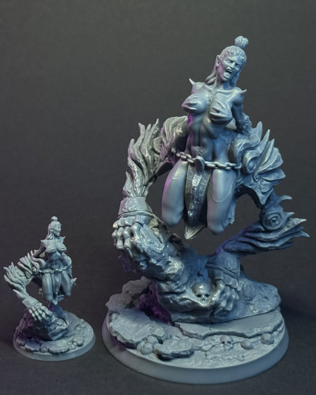 Thyraxis – Queens of Chaos – Figurine 32mm / 75mm – Black Bird Miniatures