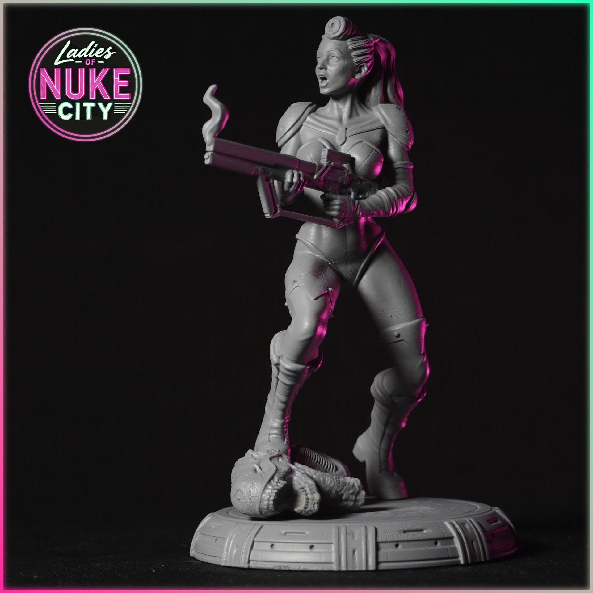Mira Zenith figurka żywiczna – Nuke City Ladies – Black Bird Miniatures