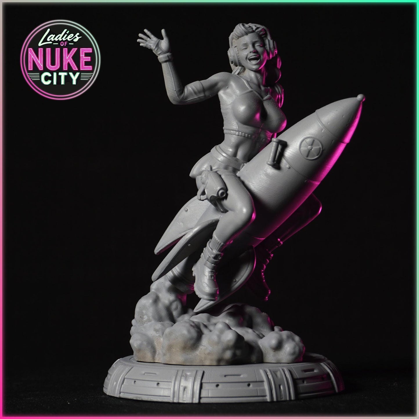 Cleo Drift – Nuke City Ladies | Black Bird Miniatures – figurka 32mm / 75mm