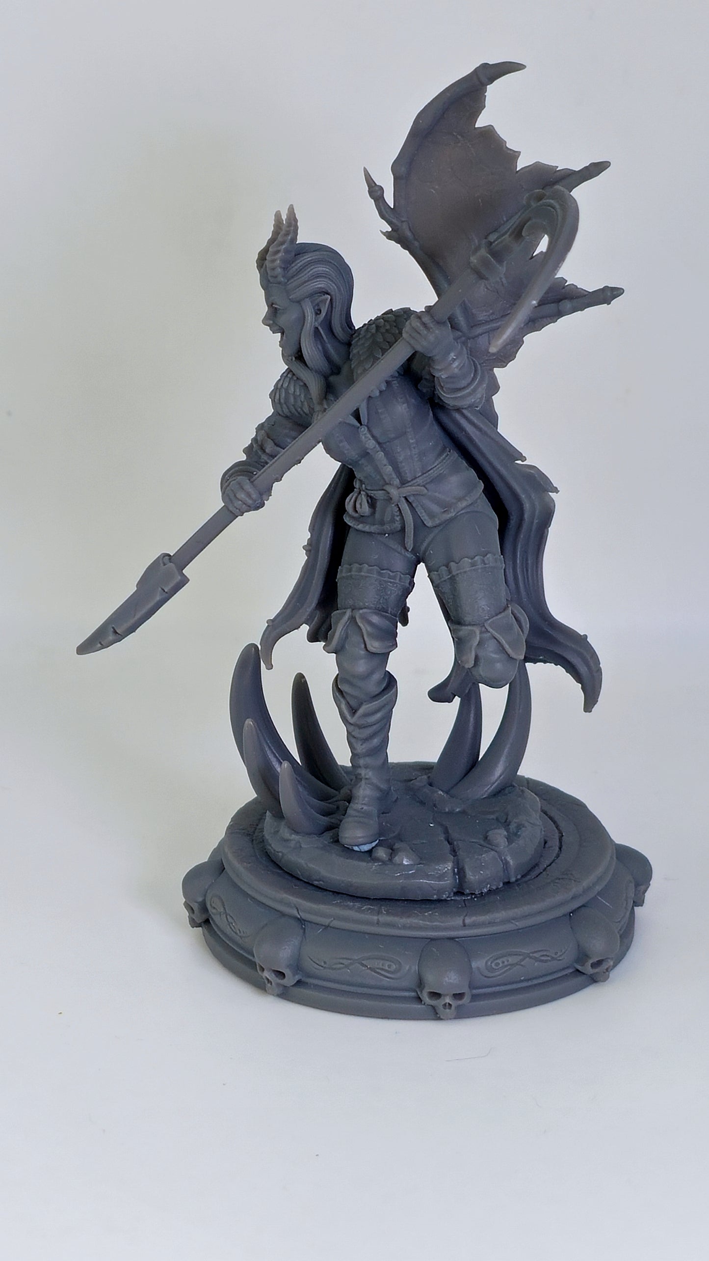 Vesperine – Sammelfigur 32 mm / 75 mm – Ladies of the Dark 2