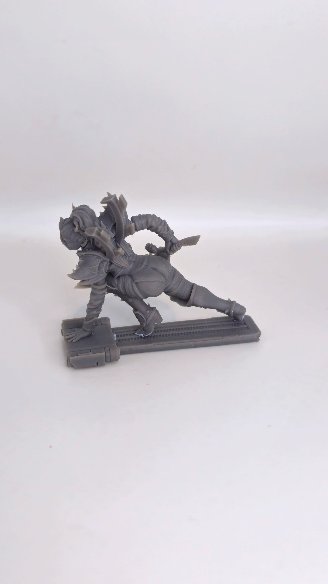 Vylari – Queens of the Black Empire | Skyboard Raider Proxy