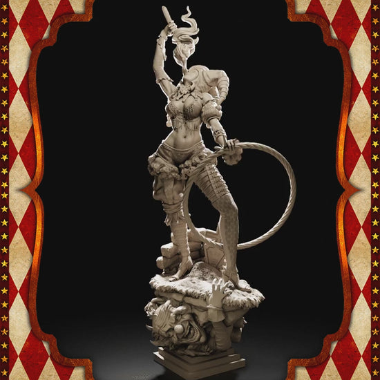 Stella – surowa wersja figurki z obręczą i pochodnią, Black Bird Miniatures